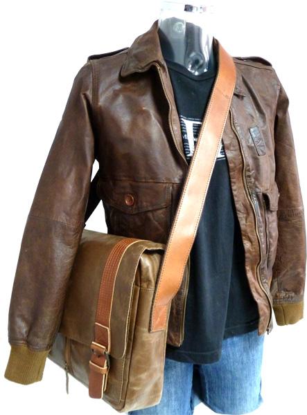 UBERBAG OLIVE BROWN/ TAN LEATHER MILITARY MESSENGER / MAN BAG