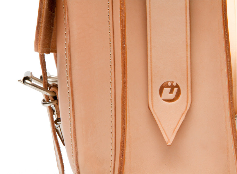 WINDSOR NATURAL VEGETABLE TANNED LEATHER SATCHEL / BACKPACK